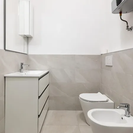 Via Del Rondone 1-2 Appartamento