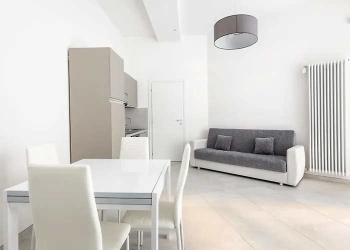 Lägenhet Via Del Rondone 1-2