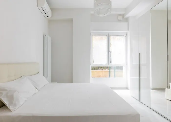 Via Del Rondone 1-2 Lägenhet *