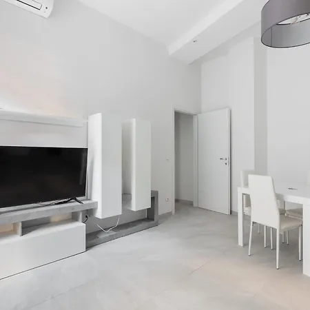 Via Del Rondone 1-2 Apartman