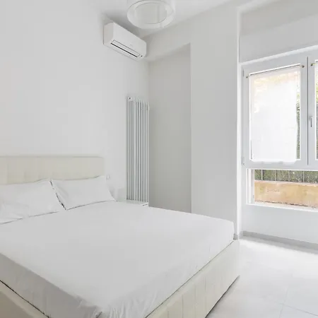 Via Del Rondone 1-2 Apartman *